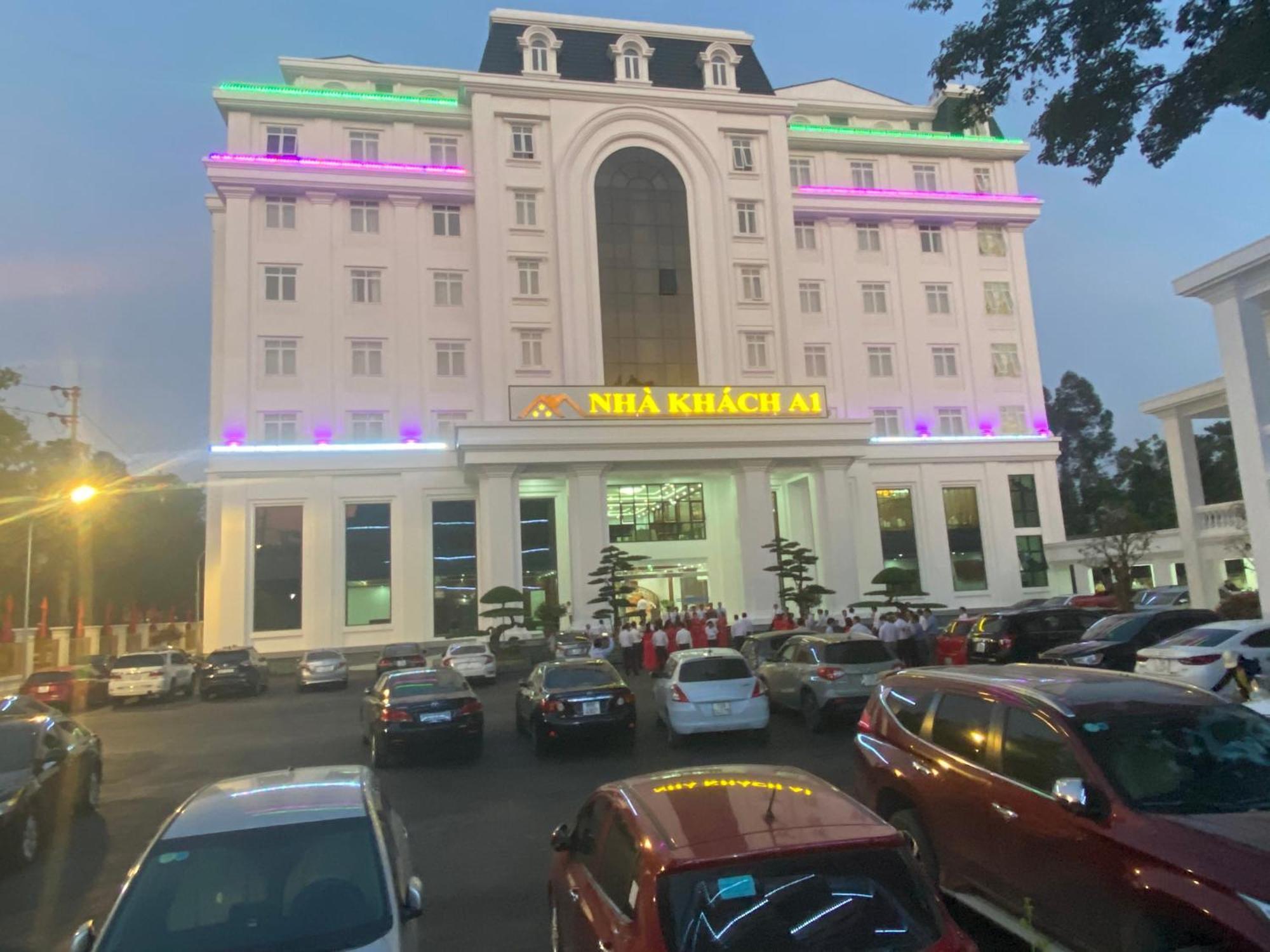 Khach San A1 Lang Son Hotel Exterior photo